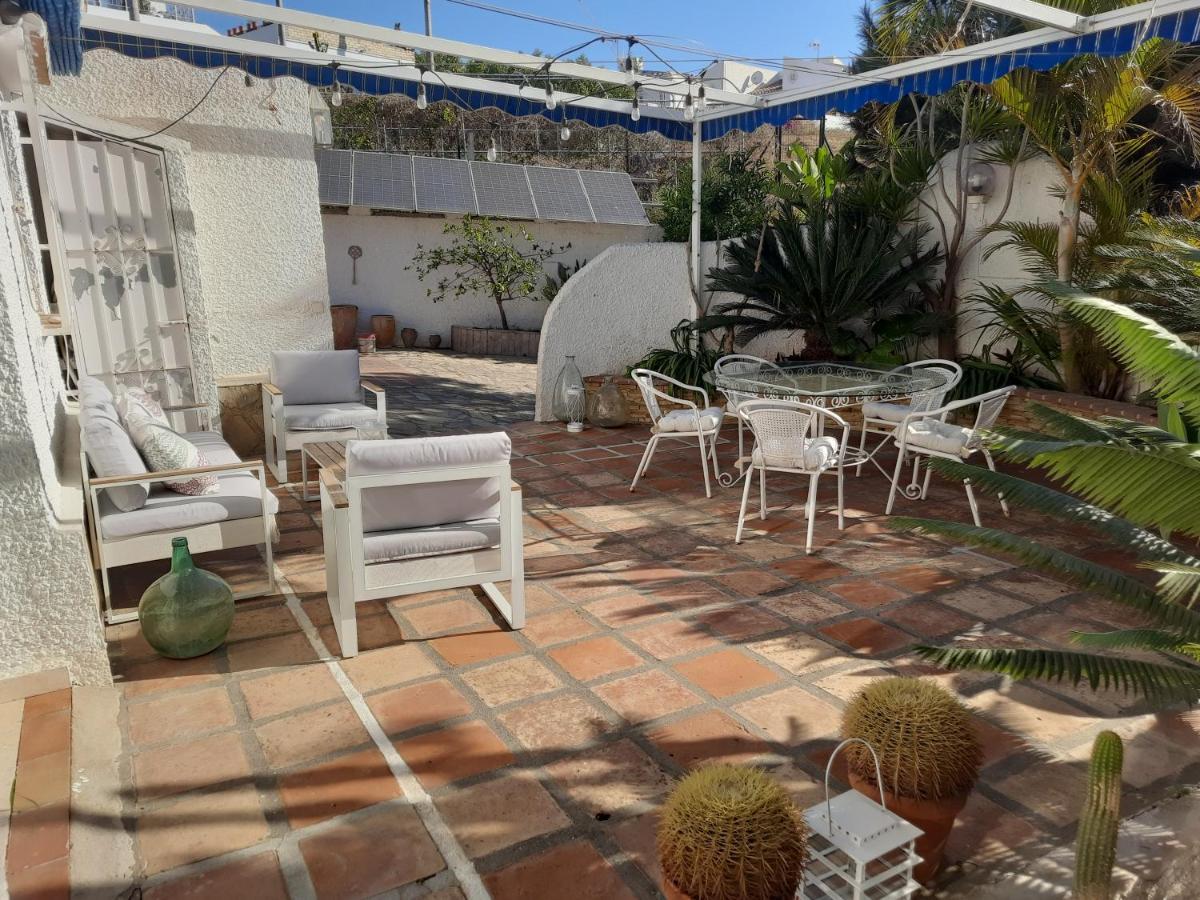 Habitaciones En Casa Miguel Caleta De Velez Kültér fotó