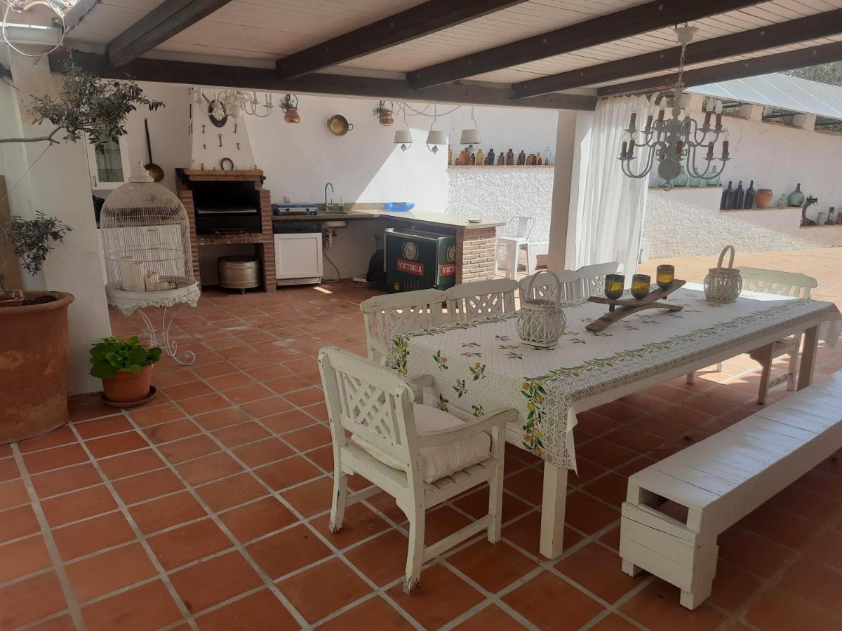 Habitaciones En Casa Miguel Caleta De Velez Kültér fotó